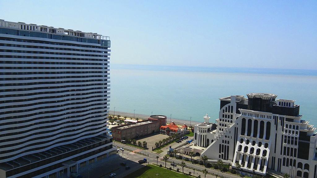 Apartment On Kobaladze Str 2 Батуми Екстериор снимка