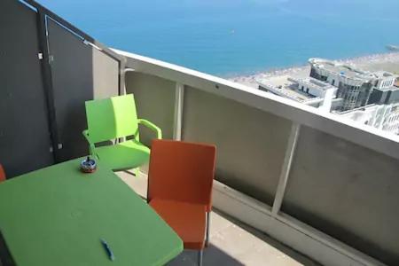 Apartment On Kobaladze Str 2 Батуми Екстериор снимка