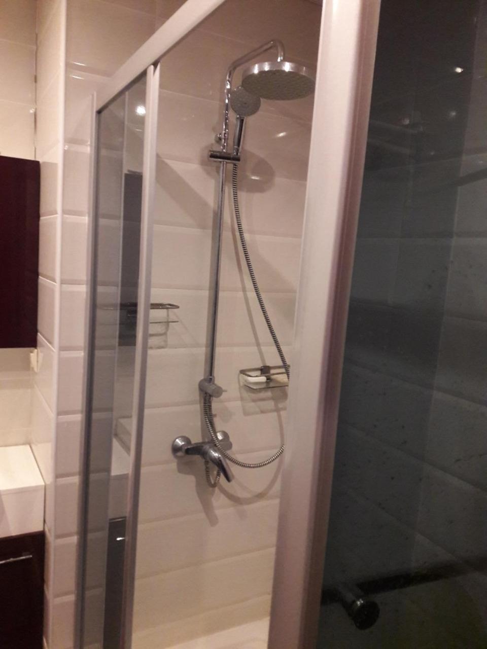 Apartment On Kobaladze Str 2 Батуми Екстериор снимка